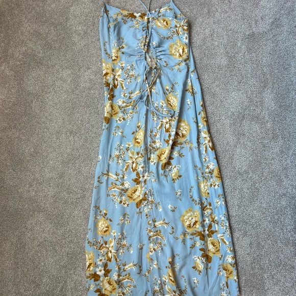 Reformation dress🌷🌷🌷🌷🌷 - Picture 7 of 11